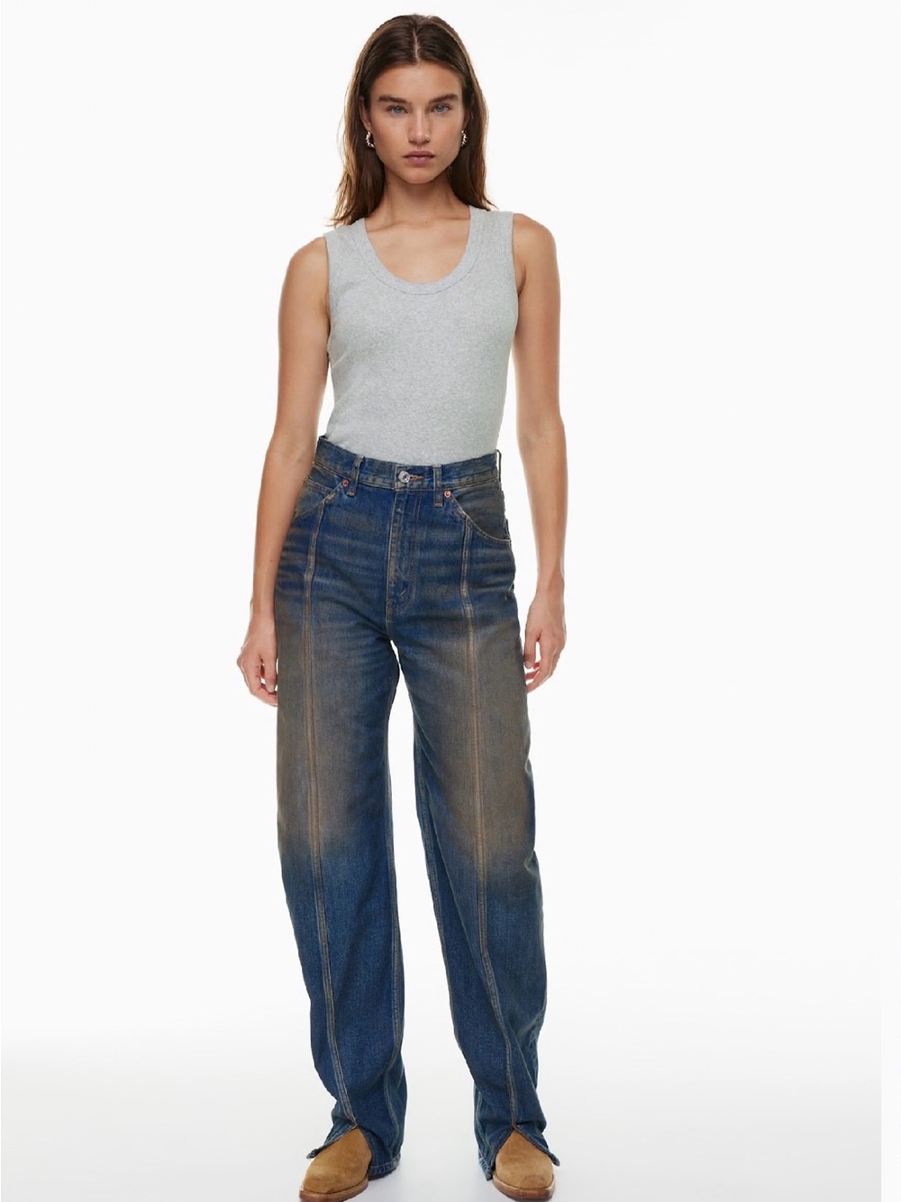 RE/DONE Tailored Jean
High-rise carrot jeans